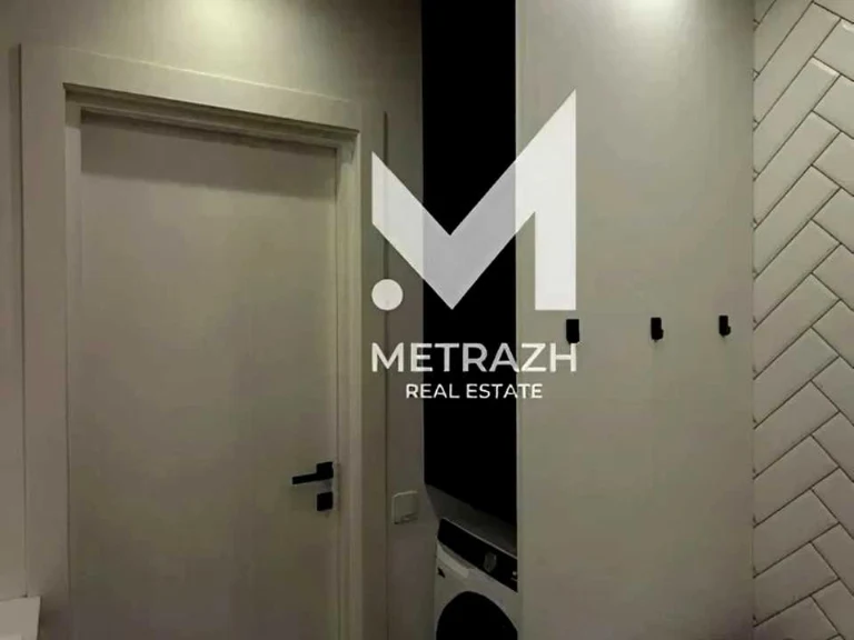 Apartment. Kharkiv, Peremohy Ave., 65g k.