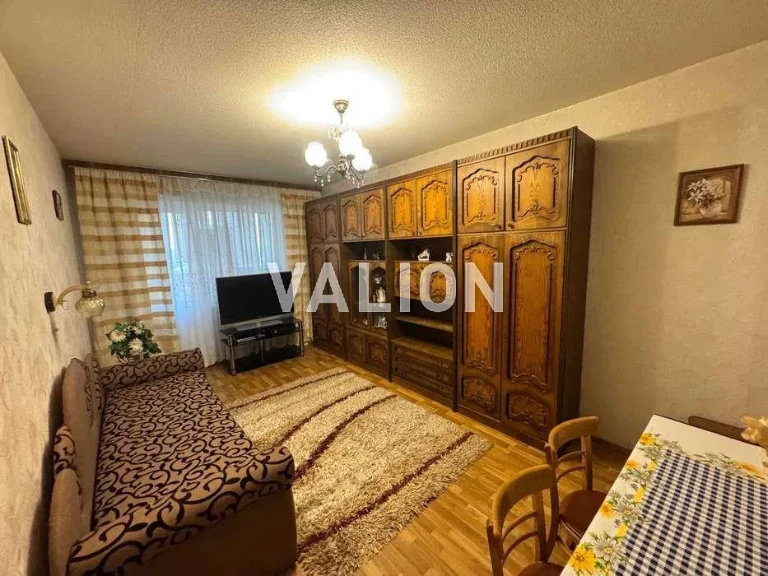 3-room apartment for sale, Chervonoi Kalyna Avenue 1a
