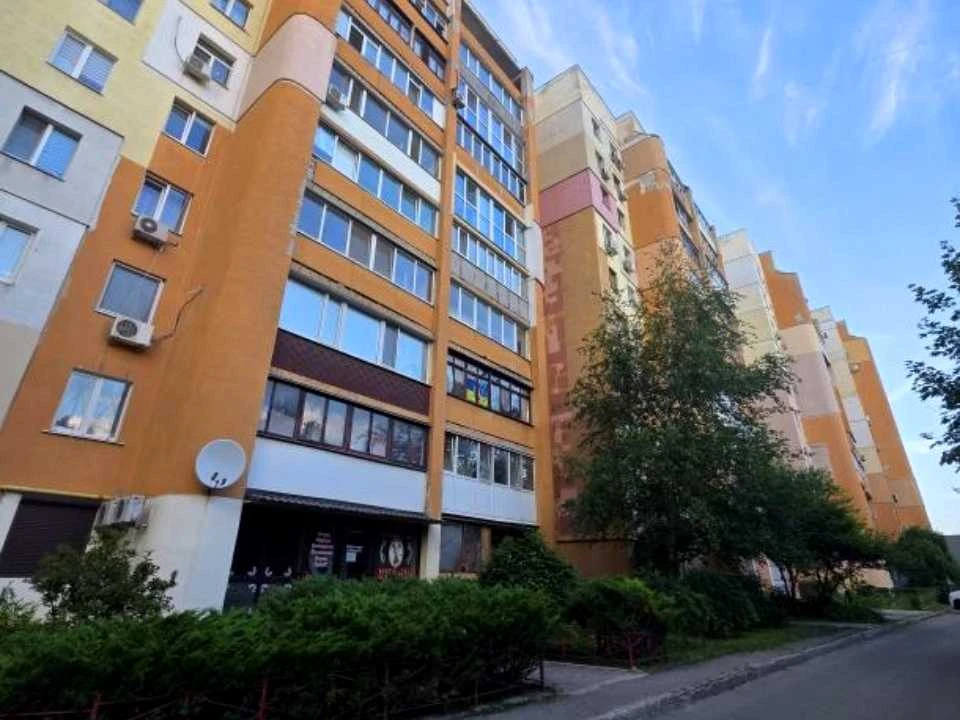 Apartment. Kharkiv, Kharkiv Divisions St., 14k