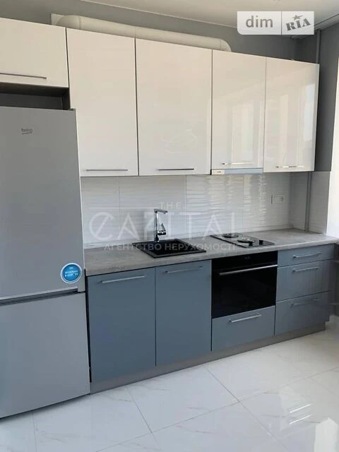 Sale of 2-room apartment 60 sq. m. on Velyka Vasylkivska 54 street