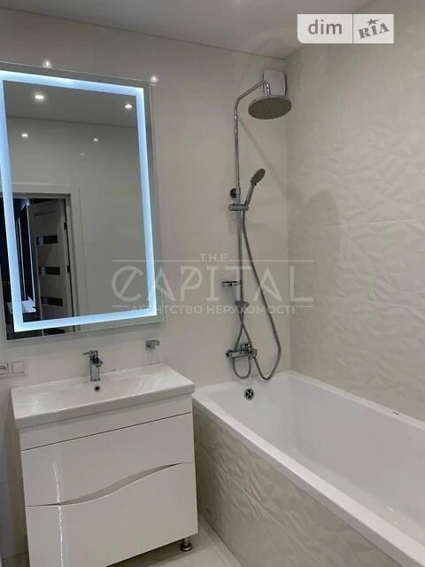Sale of 2-room apartment 60 sq. m. on Velyka Vasylkivska 54 street