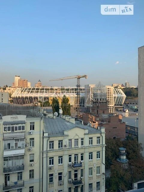 Sale of 2-room apartment 60 sq. m. on Velyka Vasylkivska 54 street