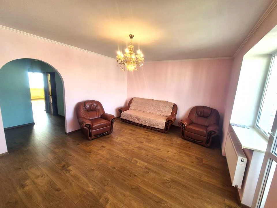 Apartment. Ivano-Frankivsk, Vasylya Stusa St., 28k