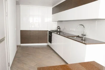 Price reduction!! 3-room apartment for sale on Mar'inska Street