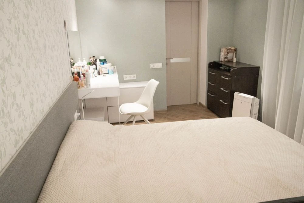 Price reduction!! 3-room apartment for sale on Mar'inska Street