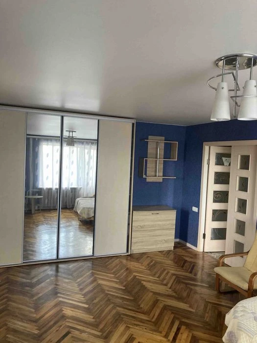 Продаж 1-кімн кв по вул Святого Миколая