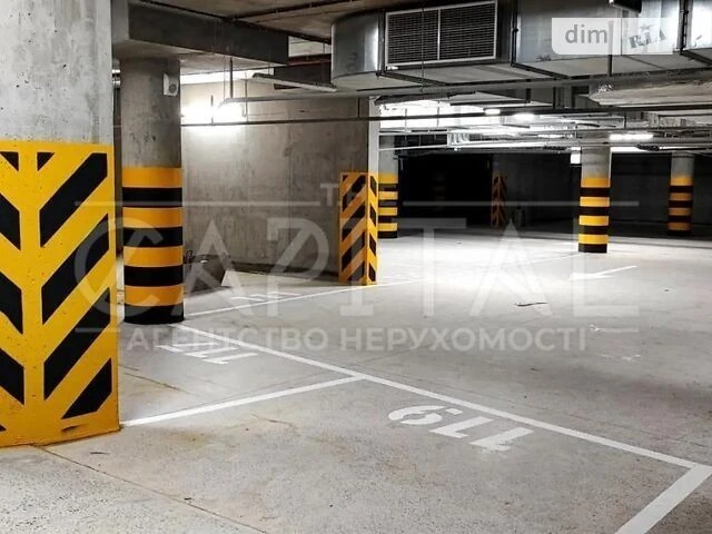 Продаж 3к квартири 146 кв. м на бул. Миколи Міхновського • I