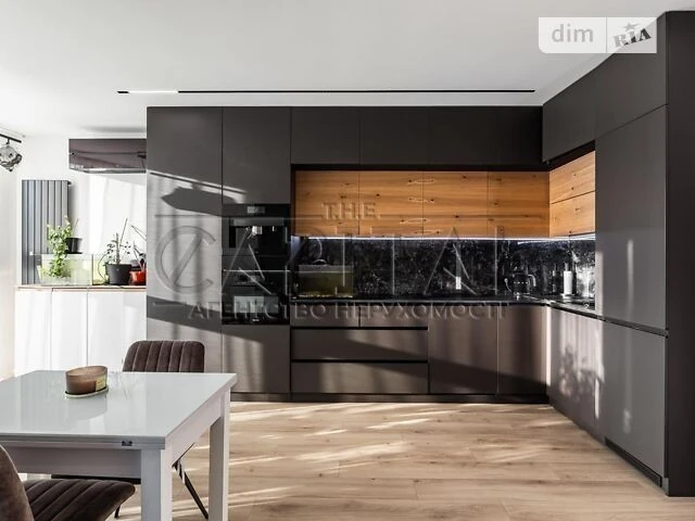 Sale of 2-room apartment 80 sq. m. on Mykilsko-Slobidska Street 10