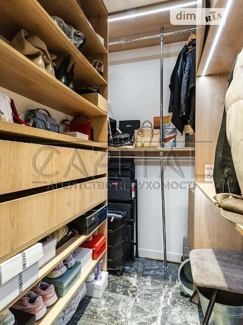 Sale of 2-room apartment 80 sq. m. on Mykilsko-Slobidska Street 10