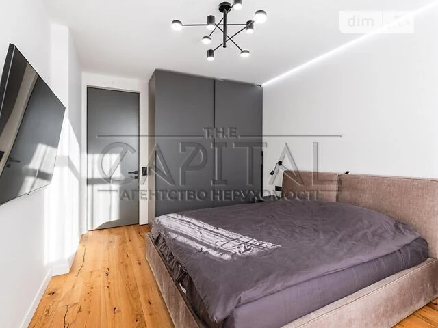 Sale of 2-room apartment 80 sq. m. on Mykilsko-Slobidska Street 10
