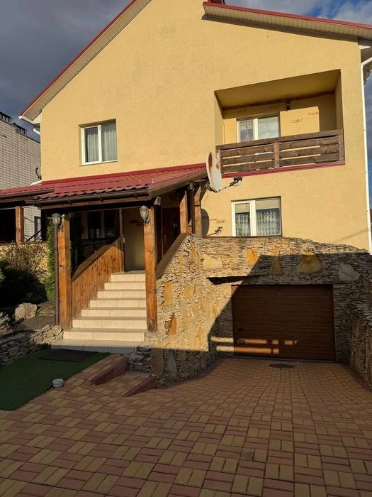 Продажа Добротного Дома Супер Локация.