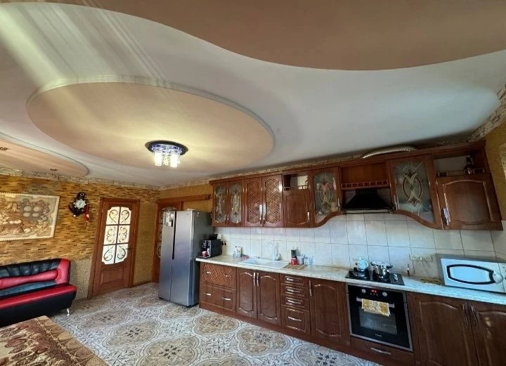 Продажа Добротного Дома Супер Локация.