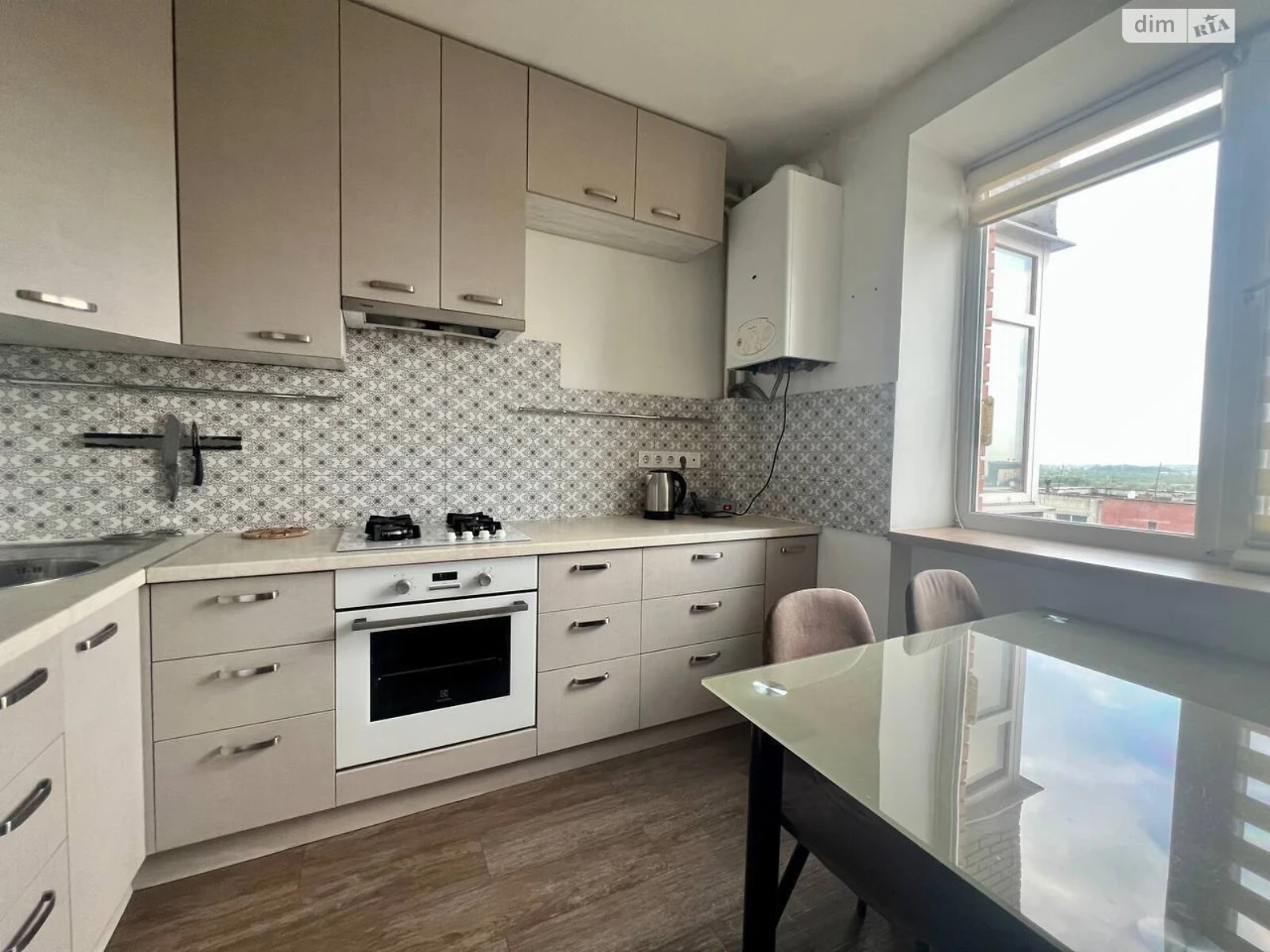 For sale Apartment Pivdennyi Massiv