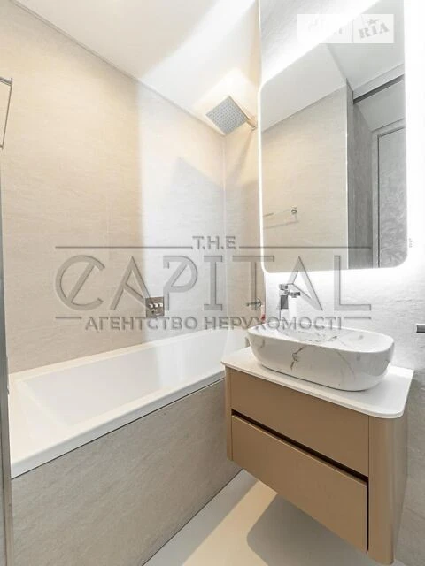 Sale of 3-room apartment 133 sq. m. on Bulvarno-Kudryavska Street 21