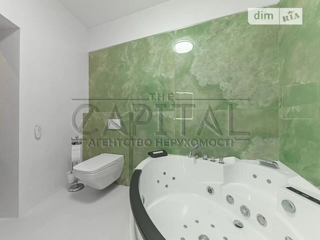 Sale of 3-room apartment 133 sq. m. on Bulvarno-Kudryavska Street 21