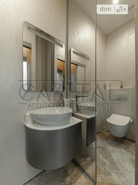 Sale of 3-room apartment 133 sq. m. on Bulvarno-Kudryavska Street 21