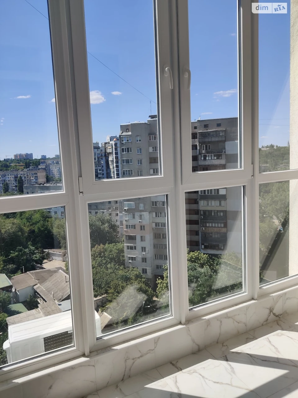 Продажа квартир Приморский.
