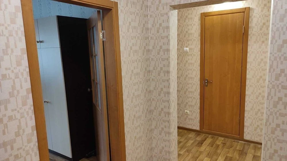 For sale 1-room apartment 41 sq m Maksimovicha 7B near metro station B
