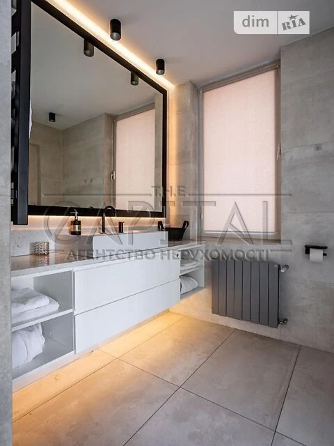 Sale of 3-room apartment 160 sq. m on Antonovycha St. 74-78 • ID 3