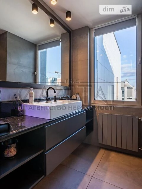 Sale of 3-room apartment 160 sq. m on Antonovycha St. 74-78 • ID 3