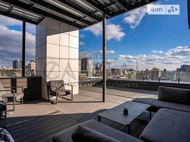 Sale of 3-room apartment 160 sq. m on Antonovycha St. 74-78 • ID 3