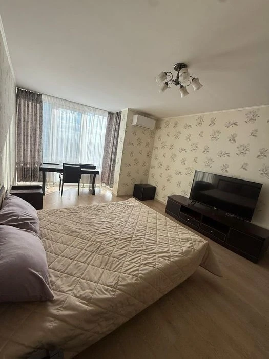 Selling a 1-room apartment near Lake Shumskoye 3g