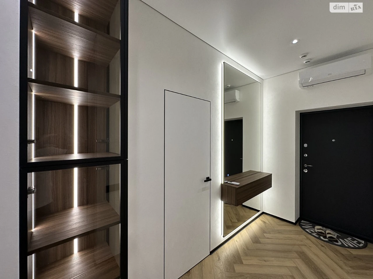 Long-Term Rental Apartment Arcadia