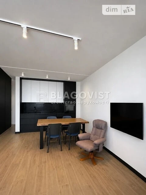 Sale of 1-room apartment 55 sq. m on Mykhaylo Maksimovicha st. 3G •