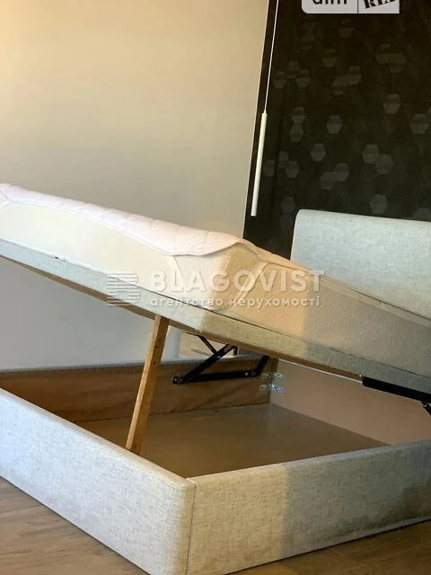 Sale of 1-room apartment 55 sq. m on Mykhaylo Maksimovicha st. 3G •