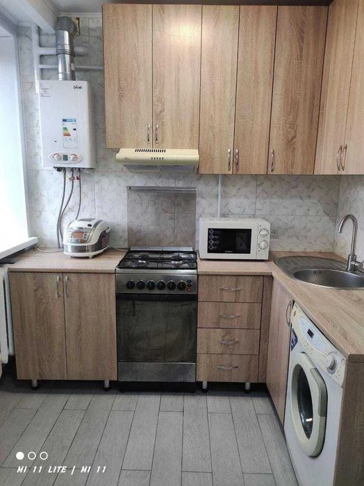 2х квартира 2й поверх, аїни.