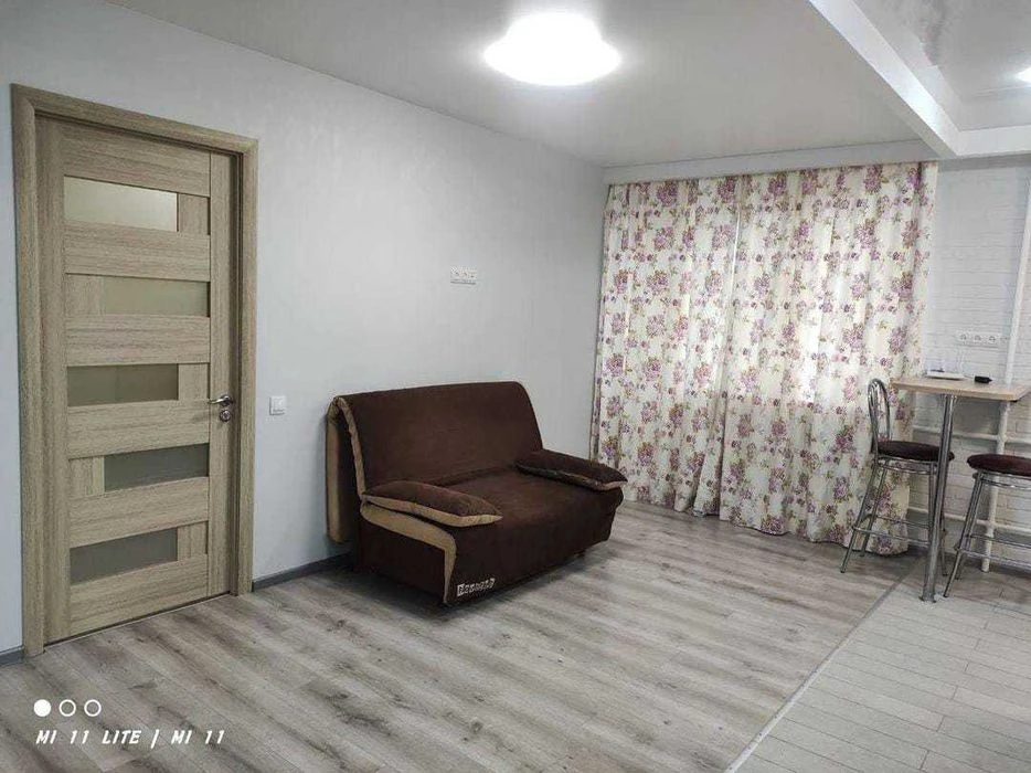 2х квартира 2й поверх, аїни.