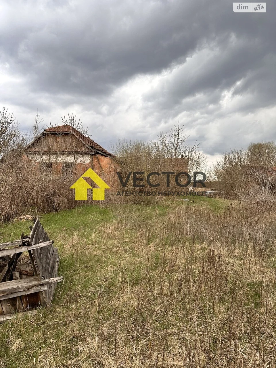 Продаж Ділянка під житлову забудову Крутий Берег
