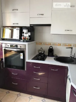 Sale of 2-room apartment 46.5 sq. m. on Mykoly Vasylenko St. 4, apt.