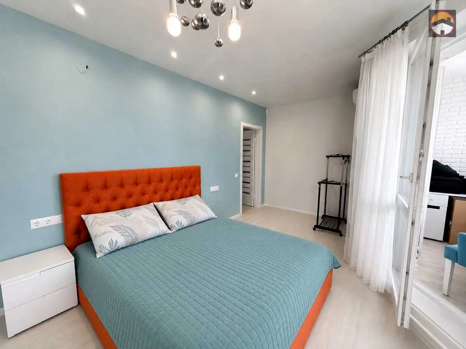 Apartment. Kharkiv, Heroiv Kharkova Ave. (Moskovskiy)