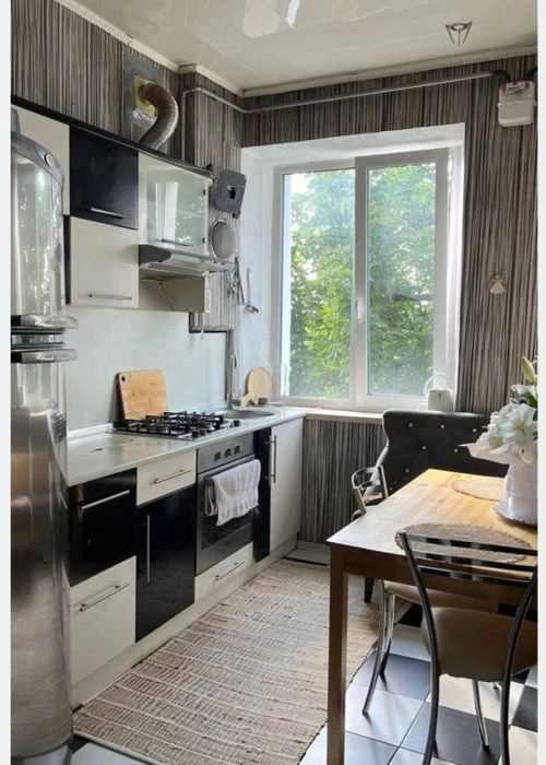 ‼️3-bedroom apartment‼️Horse market‼️Sportivnaya‼️Defenders of Ukraine‼