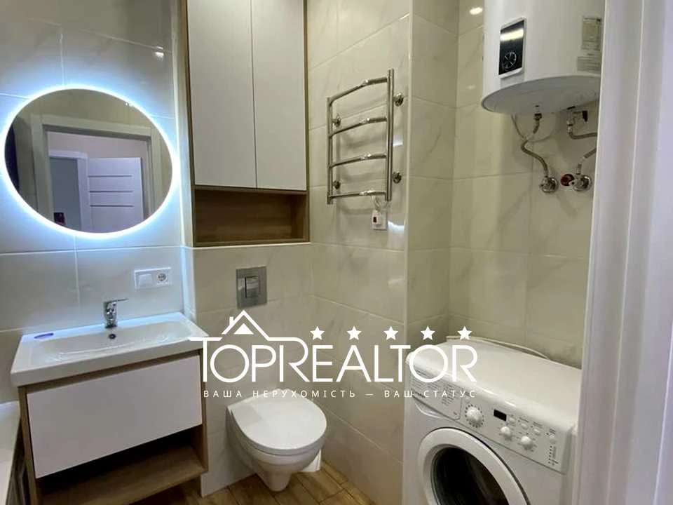Apartment. Kharkiv, Myru St.