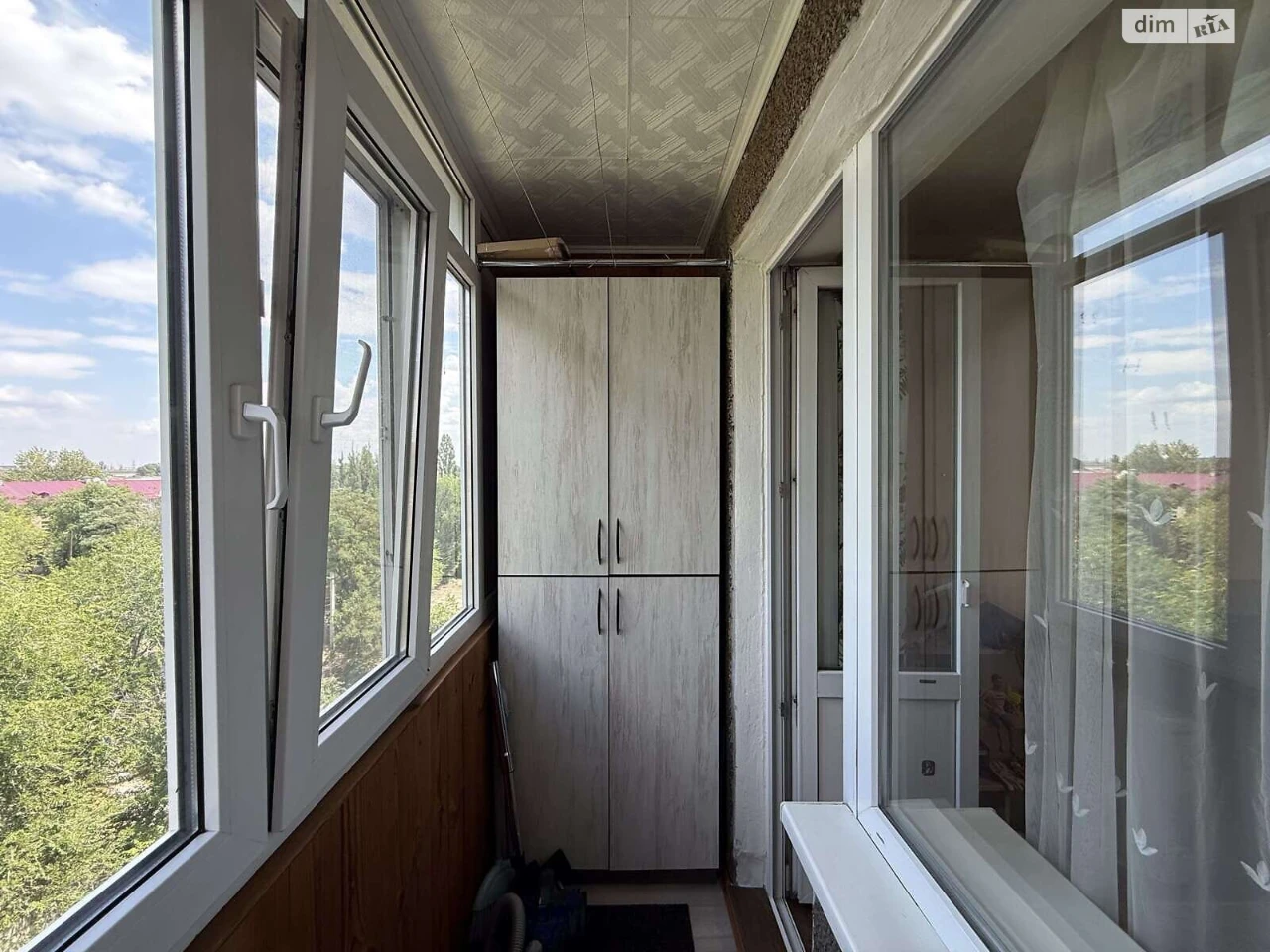 Apartment for sale Amur-Nyzhnyodniprovsky