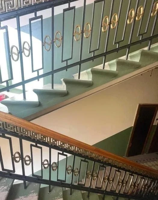 For sale 3-room apartment on Svobody Street, University metro station/G. Skovorody metro station