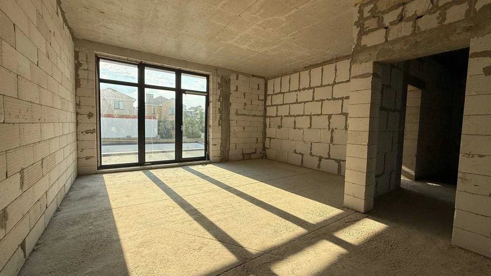 Продам Новый дом Hi-Tech в Совиньоне-2 с бассейном, 230 м²,