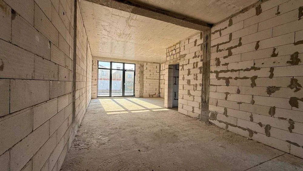 Продам Новый дом Hi-Tech в Совиньоне-2 с бассейном, 230 м²,