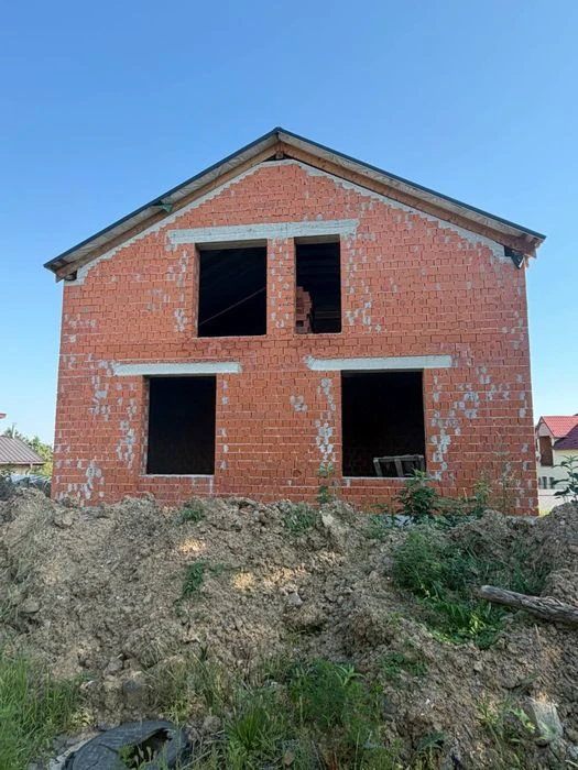 Терміново ! Продаж недобудови , Червениця