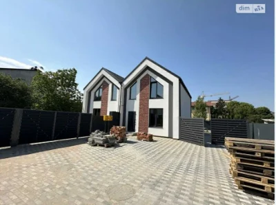(7) Продам таунхаус на Барському шосе 2590