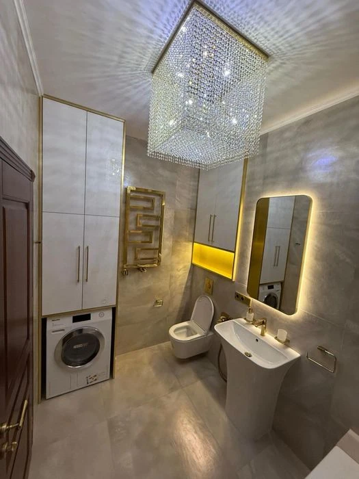 Продажа 3 ком каартира 106 м² 1/5ц ул.Богдана Хмельницкого