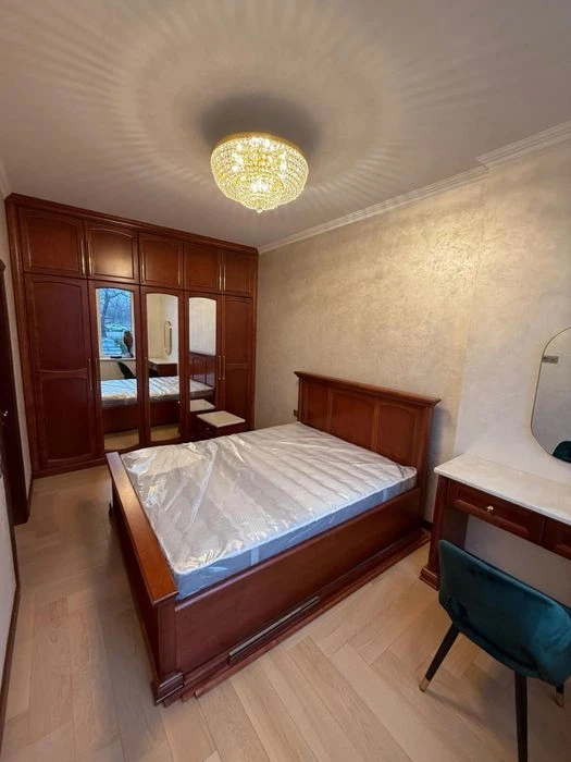 Продажа 3 ком каартира 106 м² 1/5ц ул.Богдана Хмельницкого