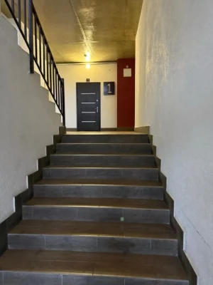Продажа 3 ком каартира 106 м² 1/5ц ул.Богдана Хмельницкого