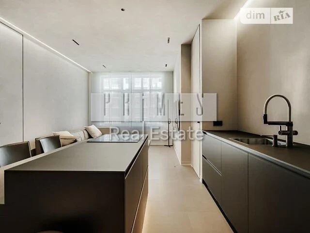 Sale of 2-room apartment 83.7 sq. m. on Andriy Verkhoglyada St. 15B