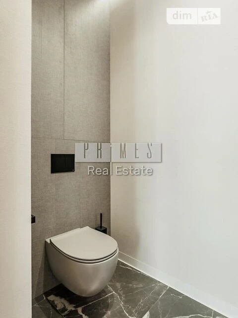 Sale of 2-room apartment 83.7 sq. m. on Andriy Verkhoglyada St. 15B