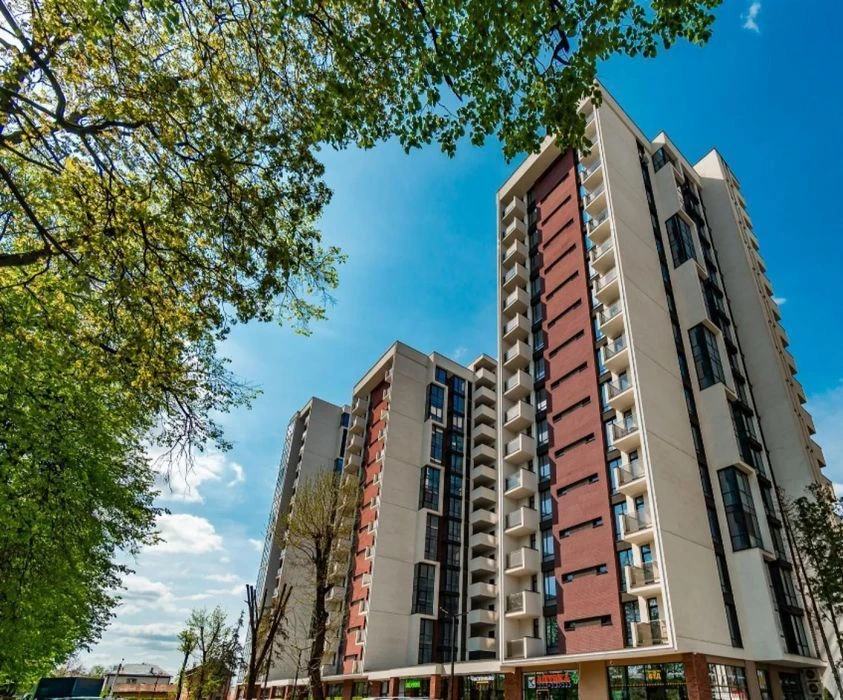 Квартира - студія в елітному ЖК біля центрального озера