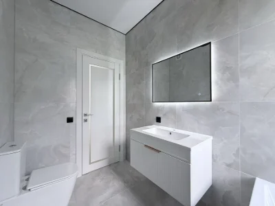 Продам дуплекс з сучасним ремонтом