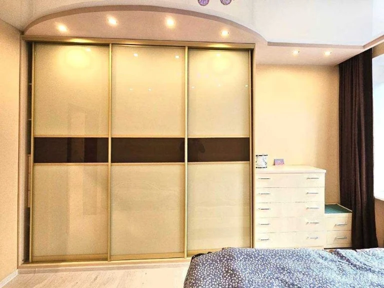 FOR SALE PECHERSK | 1-room apartment | Lesi Ukrainky blvd.,